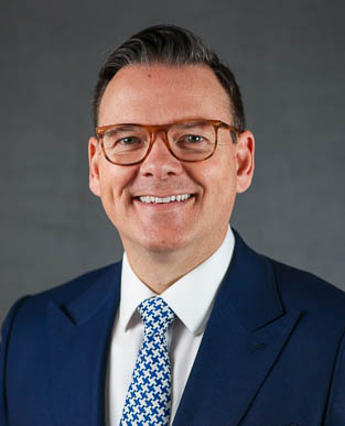 2024 STRATA Headshoot Jamie Reed XS 2